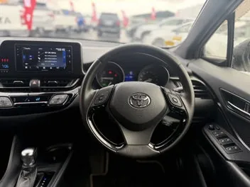 Toyota C-Hr 2018 photo 4