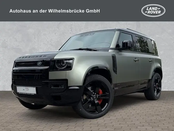 Land Rover Defender 110