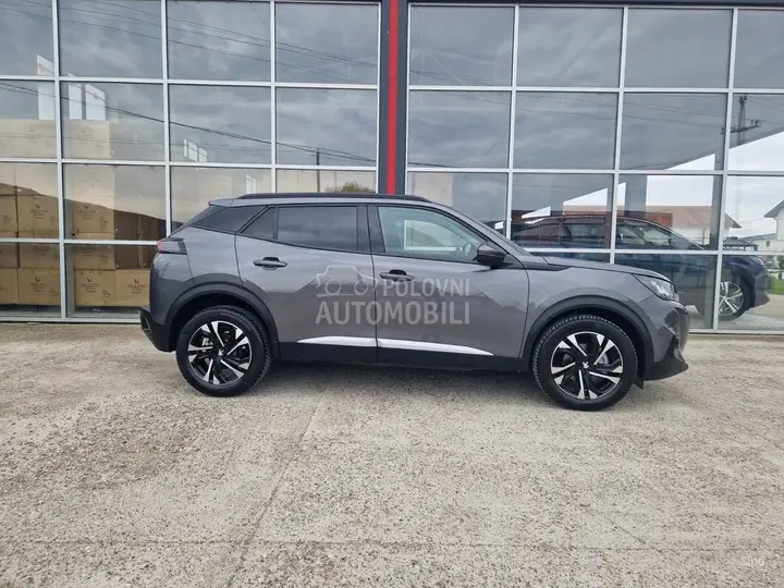 Peugeot 2008 2021 photo 4