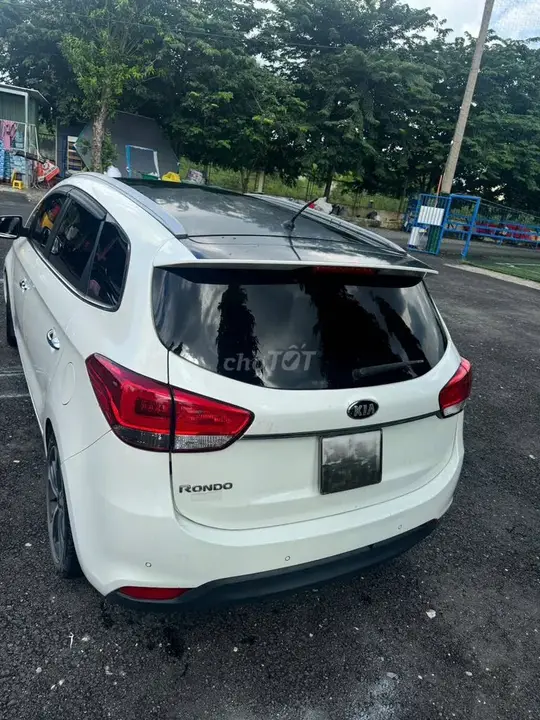 Kia Rondo 2016 photo 2