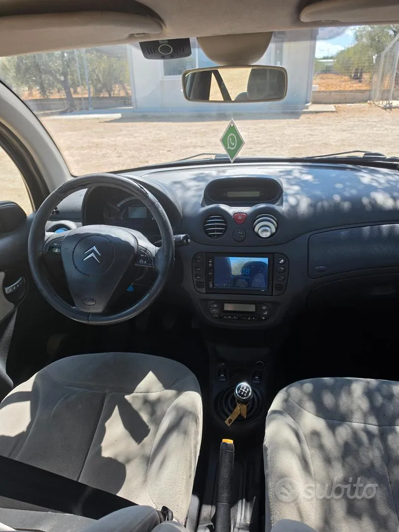 Nissan Qashqai 2011 photo 3
