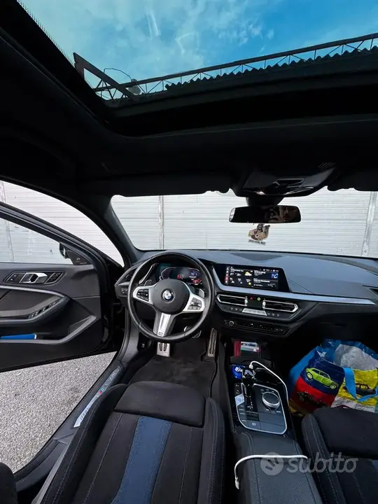 BMW 118D 2024 photo 3