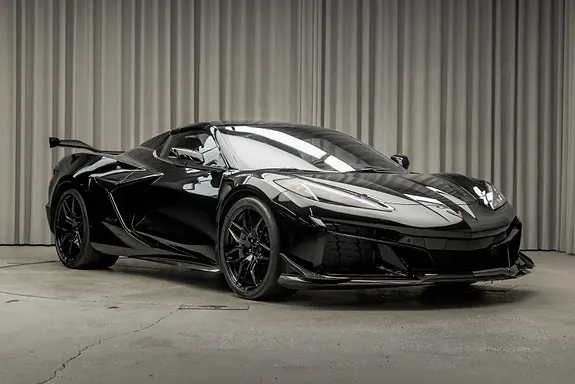 Chevrolet Corvette 2023 photo 2