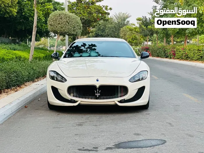 Maserati Granturismo 2014 photo 2