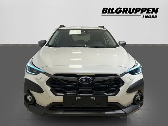 Subaru Crosstrek 2026 photo 2