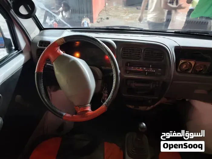 Suzuki Carry 2000 photo 4