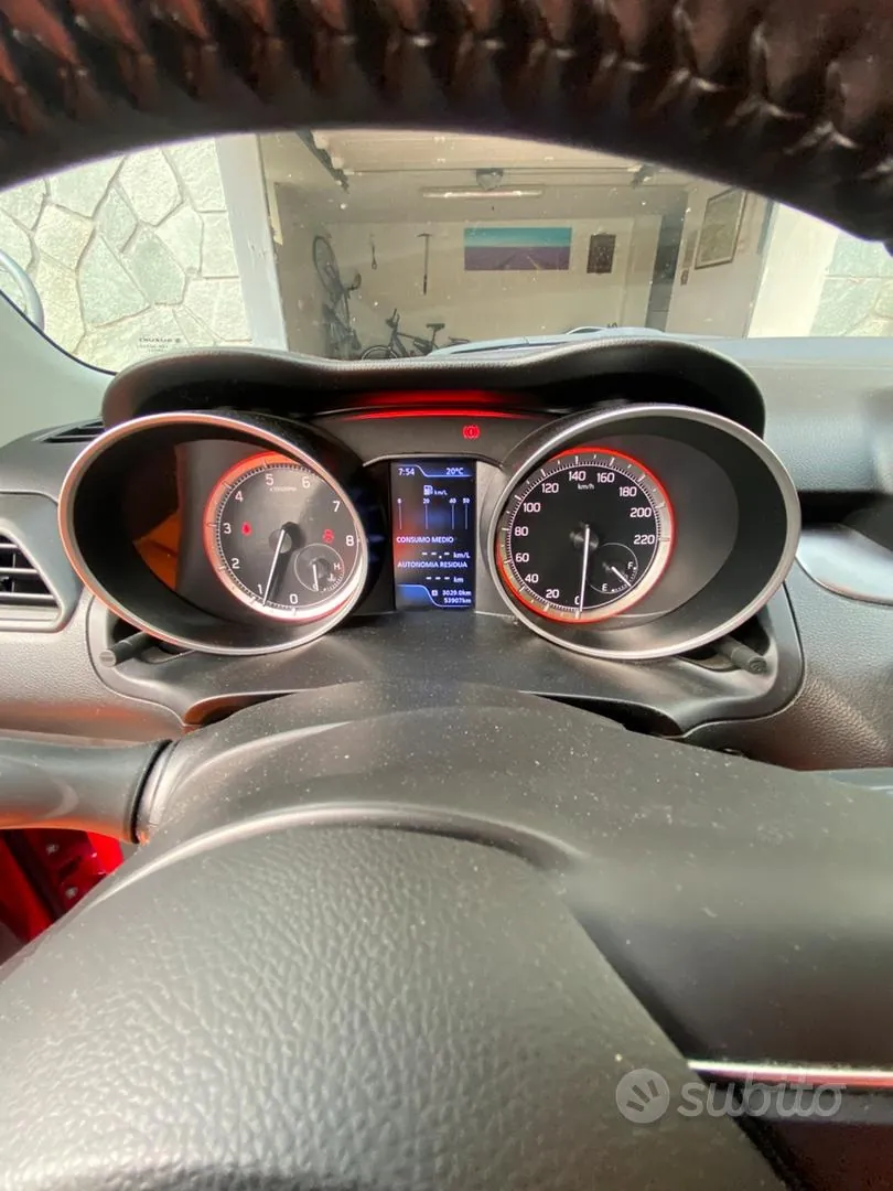 Suzuki Swift 2021 photo 3