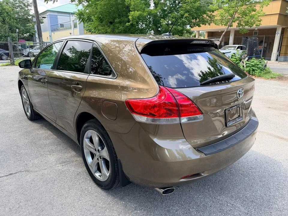 Toyota Venza 2011 photo 3