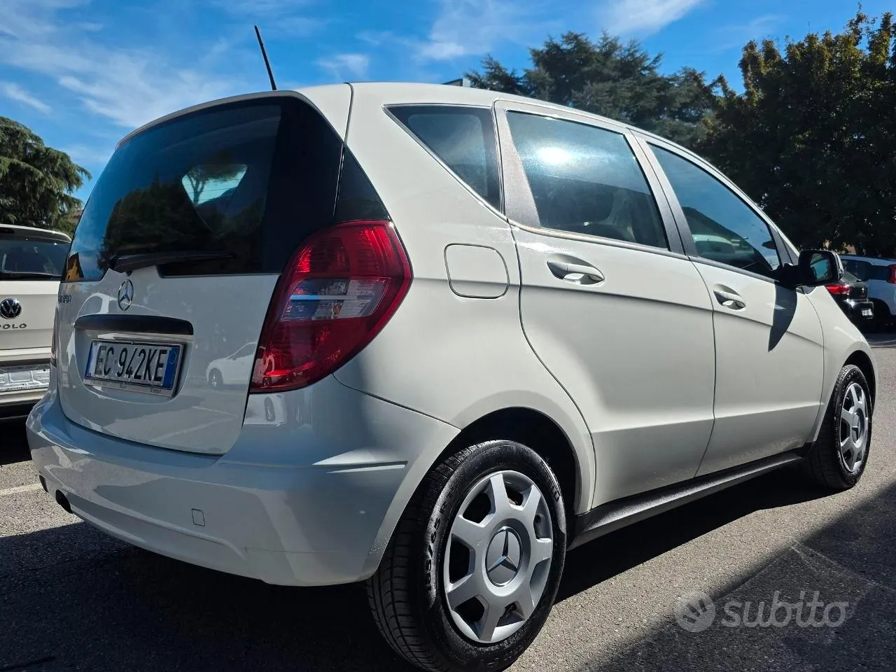 Mercedes-Benz A 160 2011 photo 4