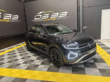Volkswagen T-Roc 2023 photo 2