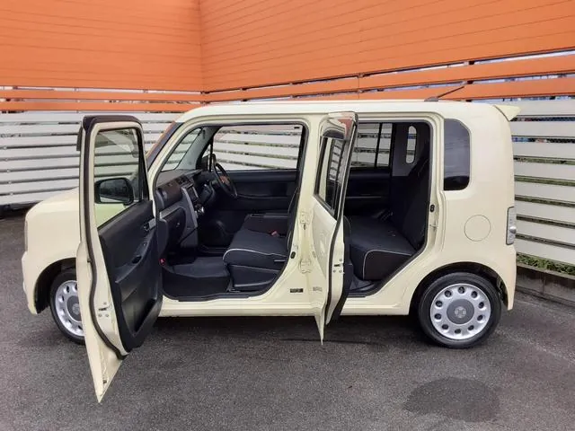 Daihatsu Mouveconte 2015 photo 5