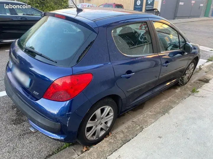 Peugeot 207 2006 photo 2