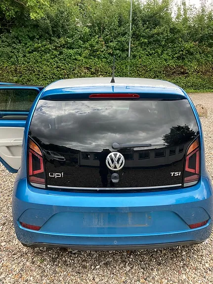 Volkswagen Up 2017 photo 4