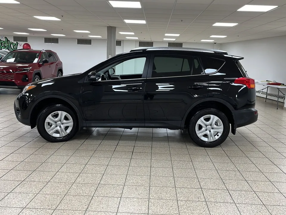 Toyota Rav4 2015 photo 3