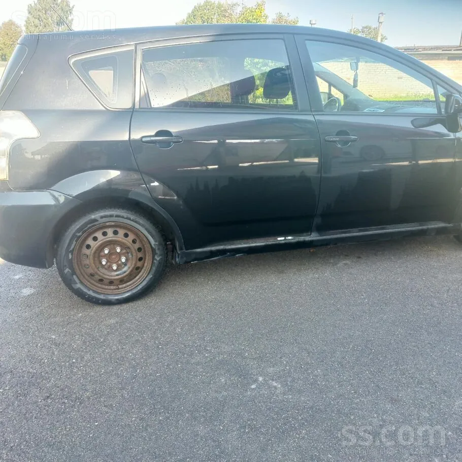 Toyota Corolla Verso 2008 photo 4