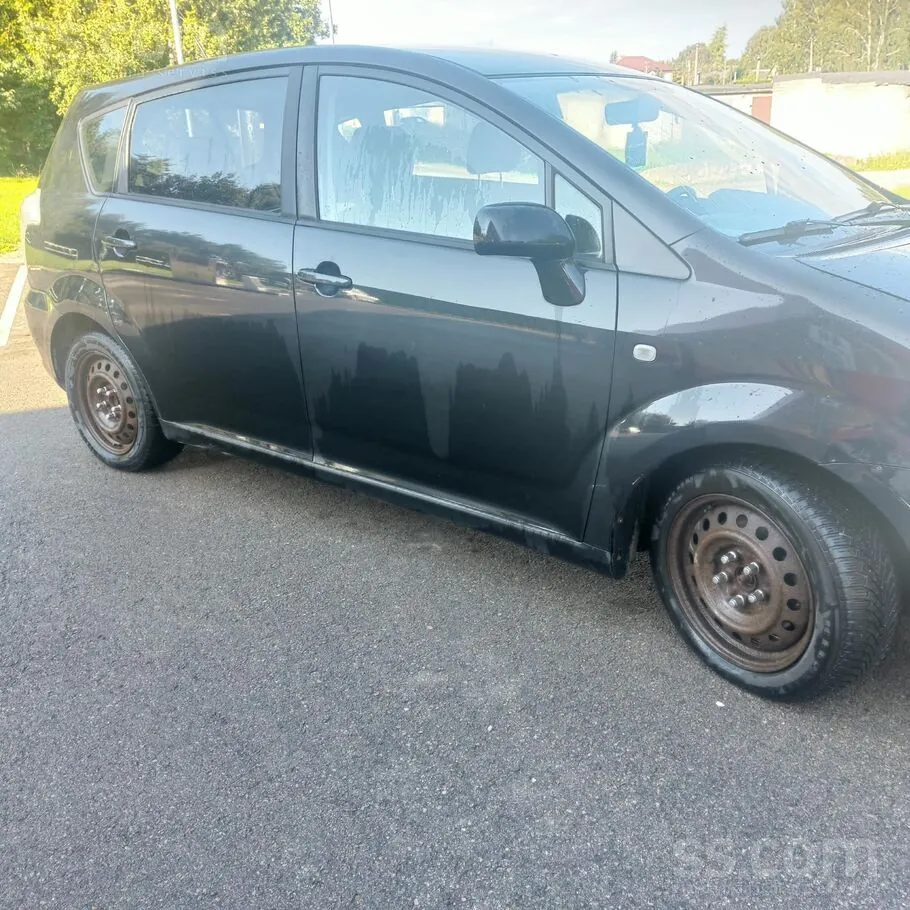 Toyota Corolla Verso 2008 photo 3