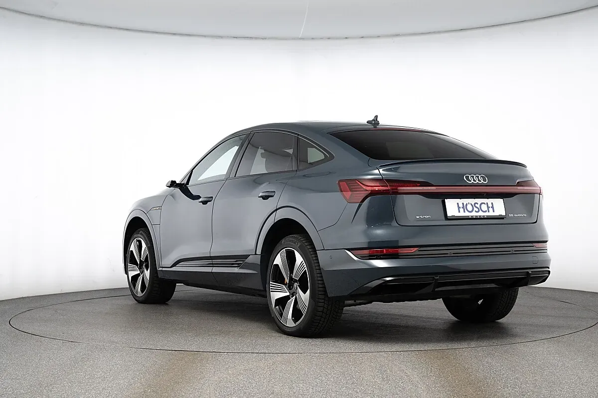 Audi E-Tron 2022 photo 3