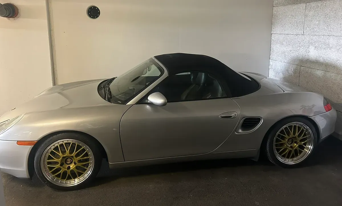 Porsche Boxster 1997 photo 2