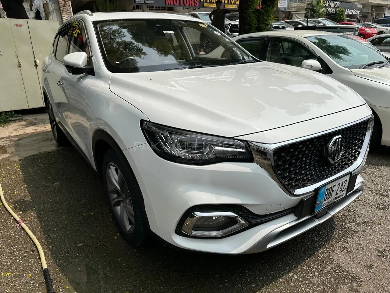 MG Hs