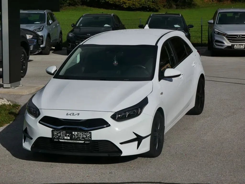 Kia Ceed 2024 photo 2