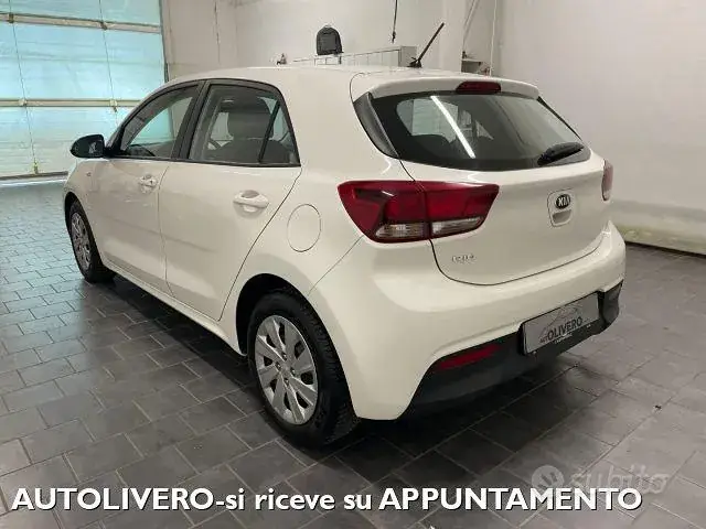 Kia Rio 2018 photo 3