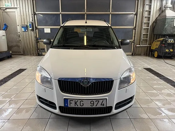 Skoda Roomster 2008 photo 4