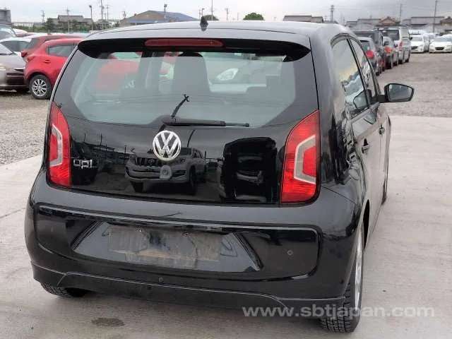 Volkswagen Up 2013 photo 4