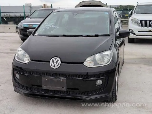 Volkswagen Up 2013 photo 2