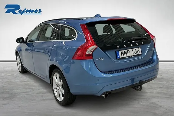 Volvo V60 2017 photo 2