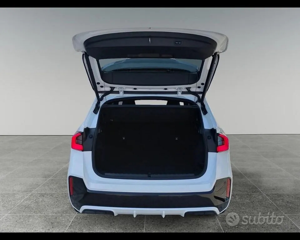 BMW X1 2024 photo 4