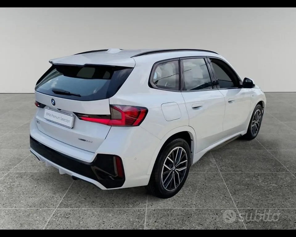BMW X1 2024 photo 5