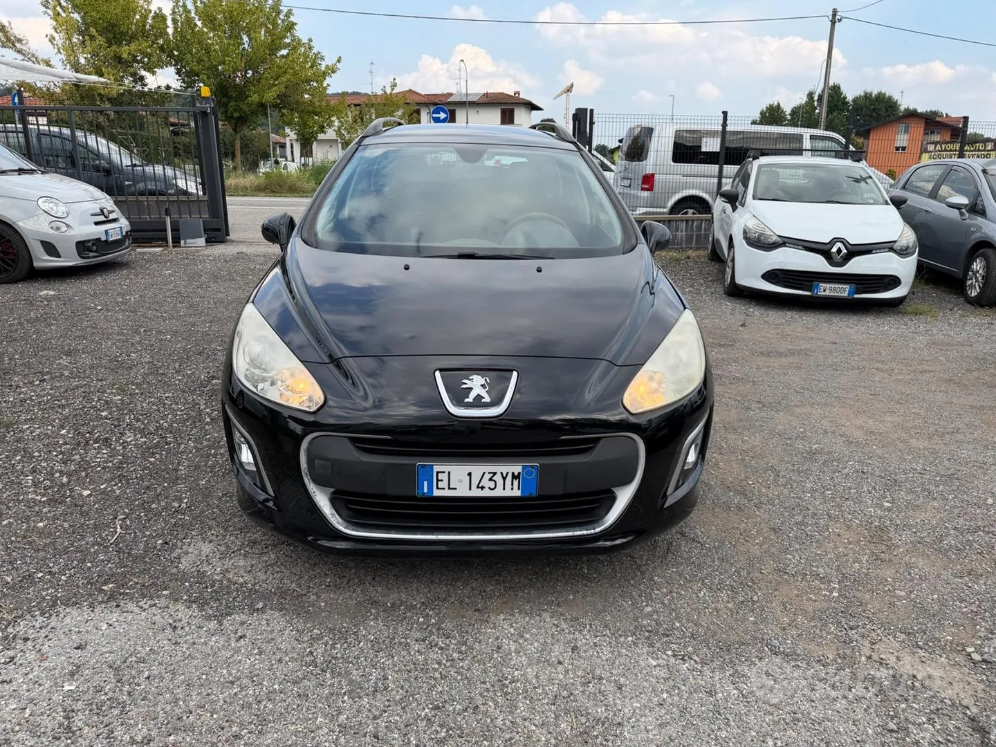 Peugeot 308 2012 photo 2