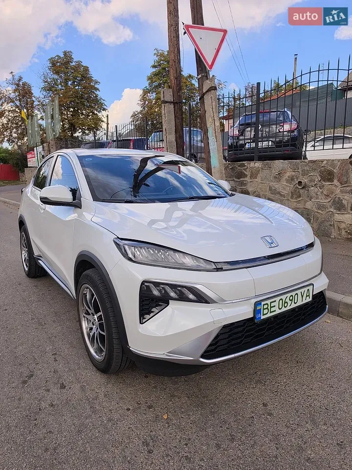 Honda M-Nv