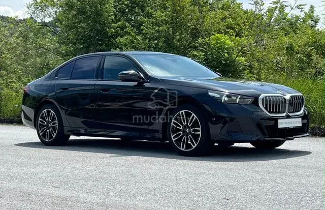 BMW 520I