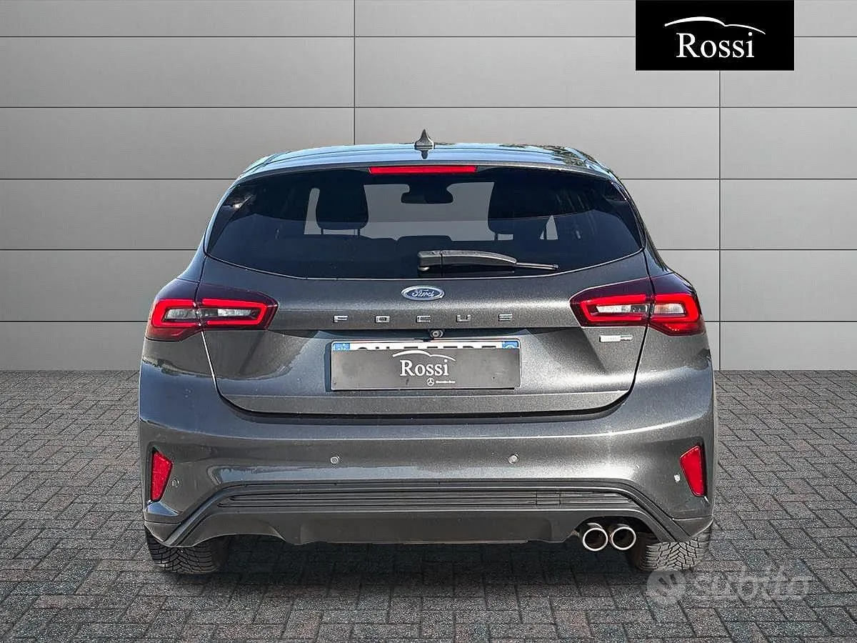Ford Focus 2023 photo 4