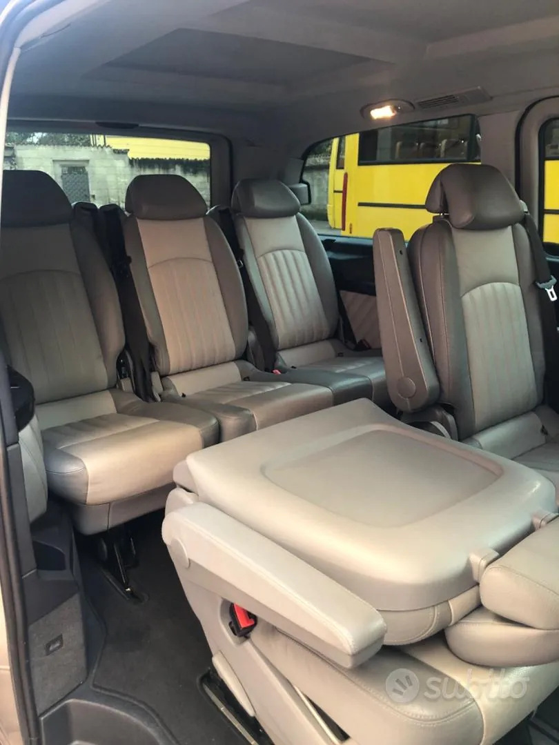 Mercedes-Benz Viano 2011 photo 3