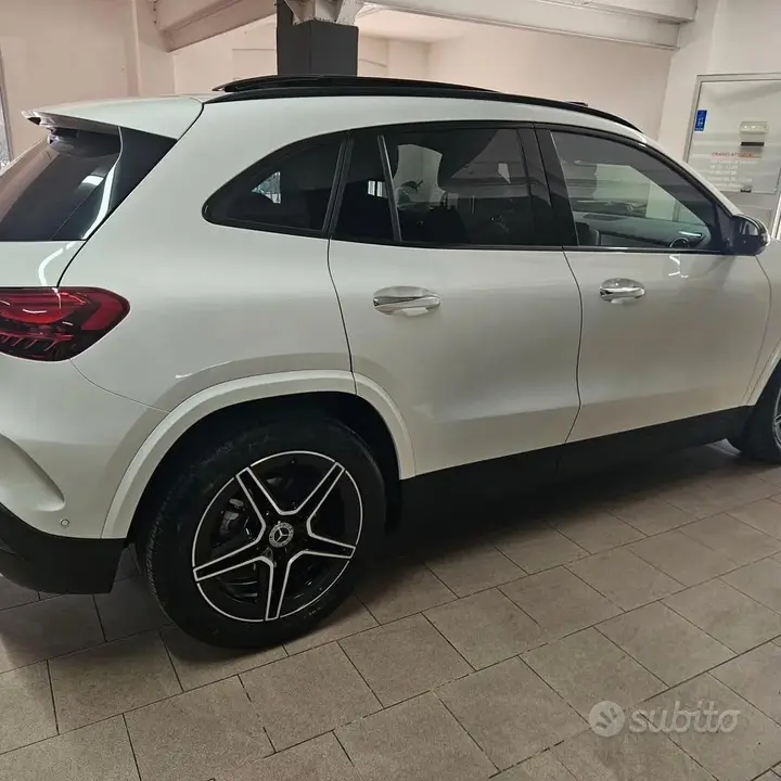 Mercedes-Benz Gla 2025 photo 4