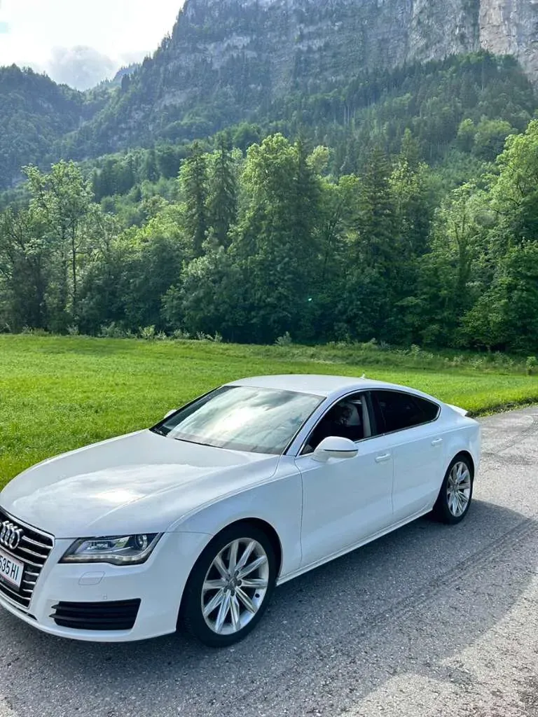 Audi A7 2012 photo 3