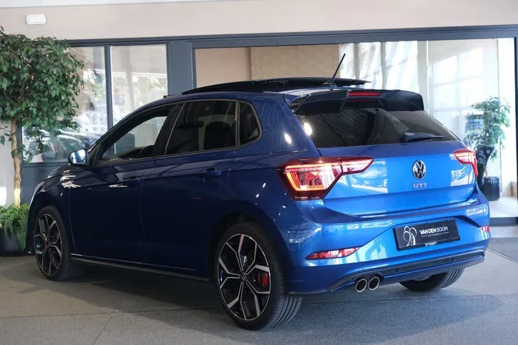 Volkswagen Polo 2022 photo 2