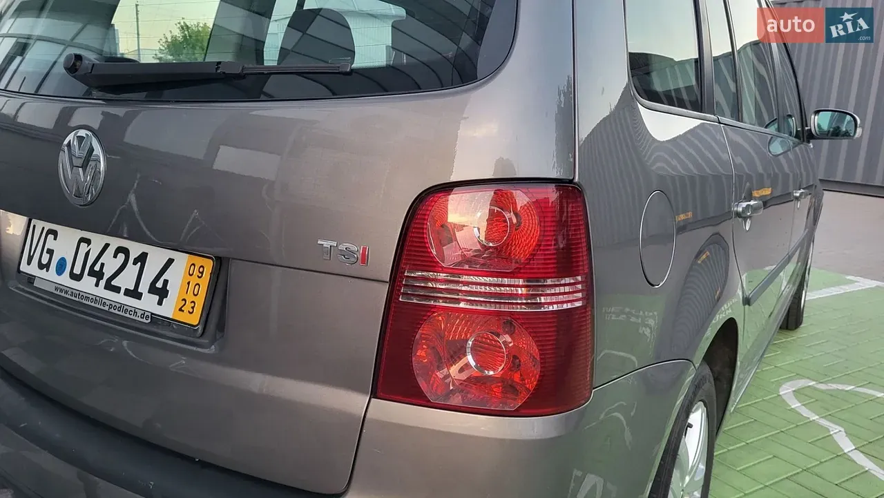 Volkswagen Touran 2007 photo 5