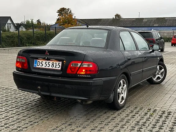 Mitsubishi Carisma 2001 photo 3