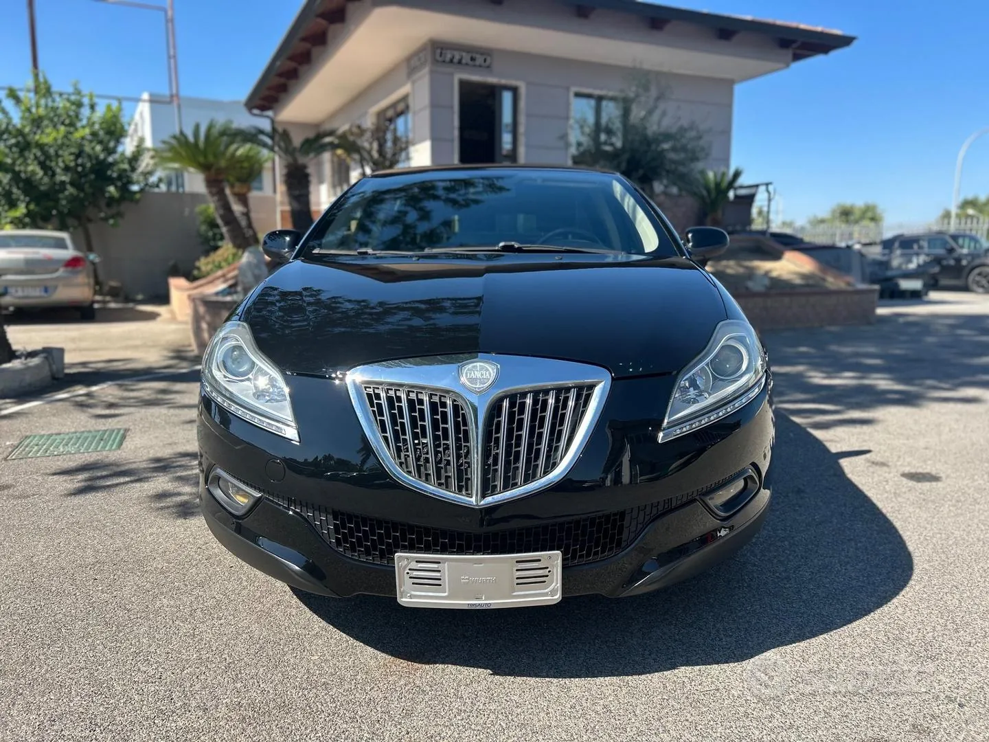 Lancia Delta 2011 photo 2