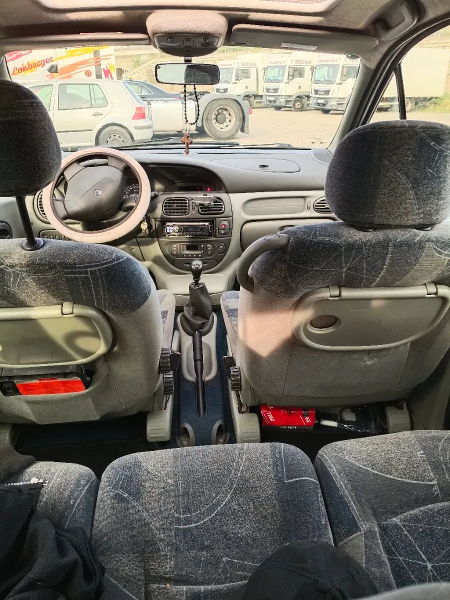 Renault Scenic 2001 photo 3