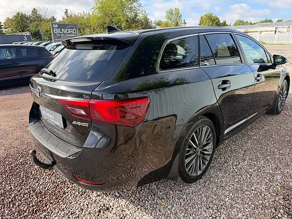 Toyota Avensis 2018 photo 3