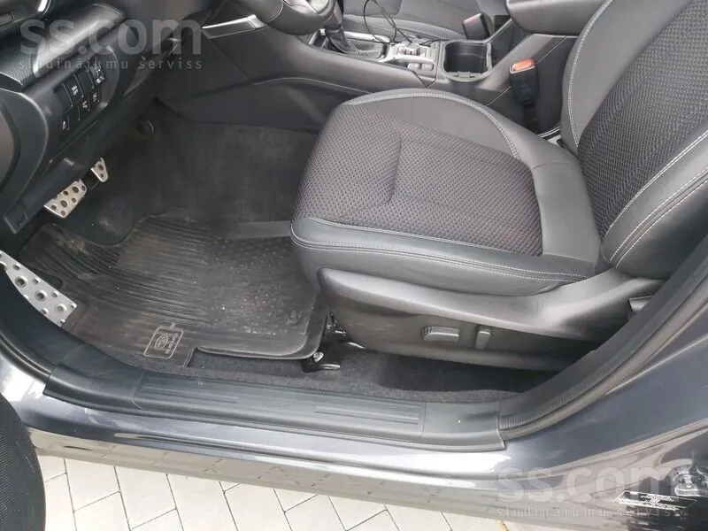 Subaru Forester 2023 photo 5