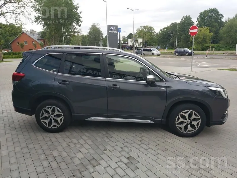Subaru Forester 2023 photo 4