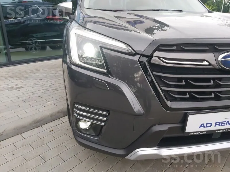 Subaru Forester 2023 photo 3