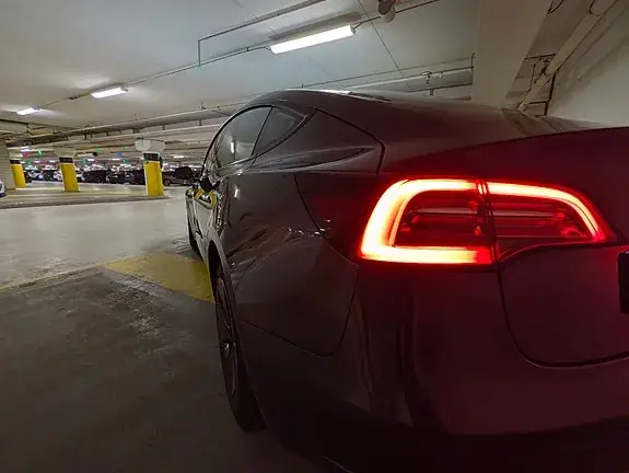 Tesla Model 3 2022 photo 4