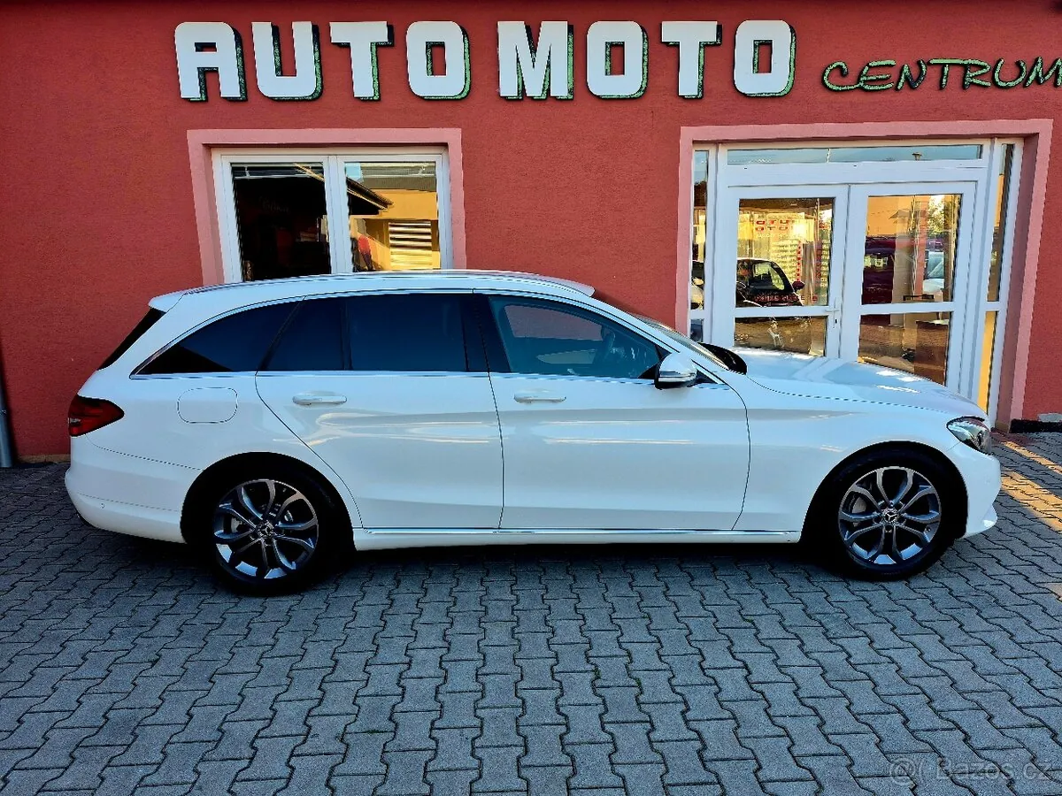 Mercedes-Benz C 250 2017 photo 5