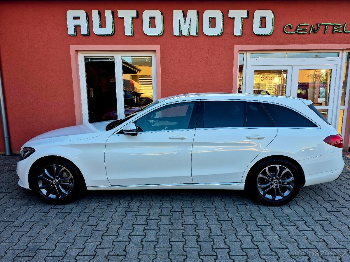 Mercedes-Benz C 250 2017 photo 2